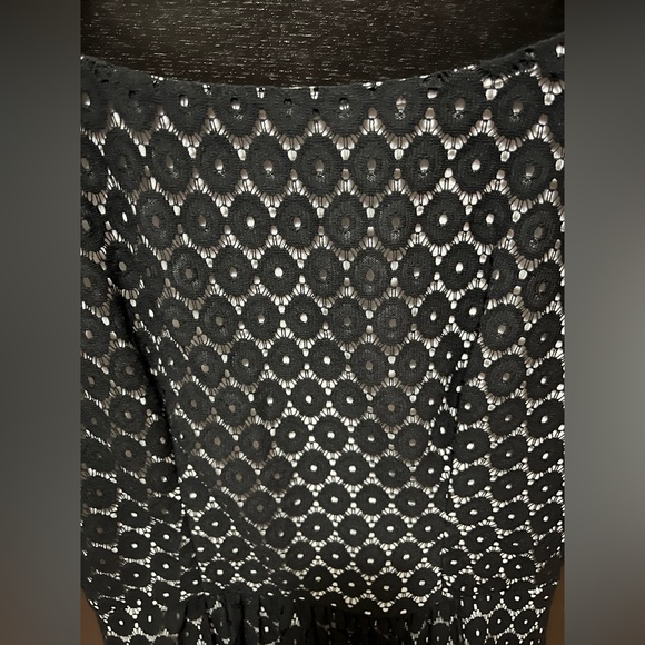 Fit-and-Flare Black/White Dress - Picture 2 of 7